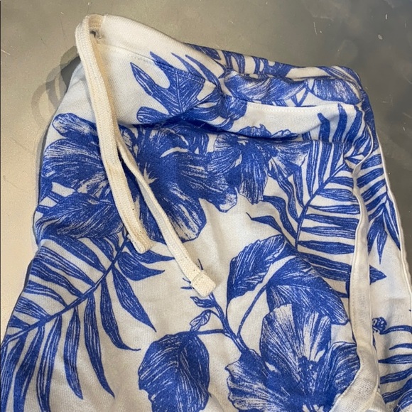 Sundry Shorts - Picture 3 of 7